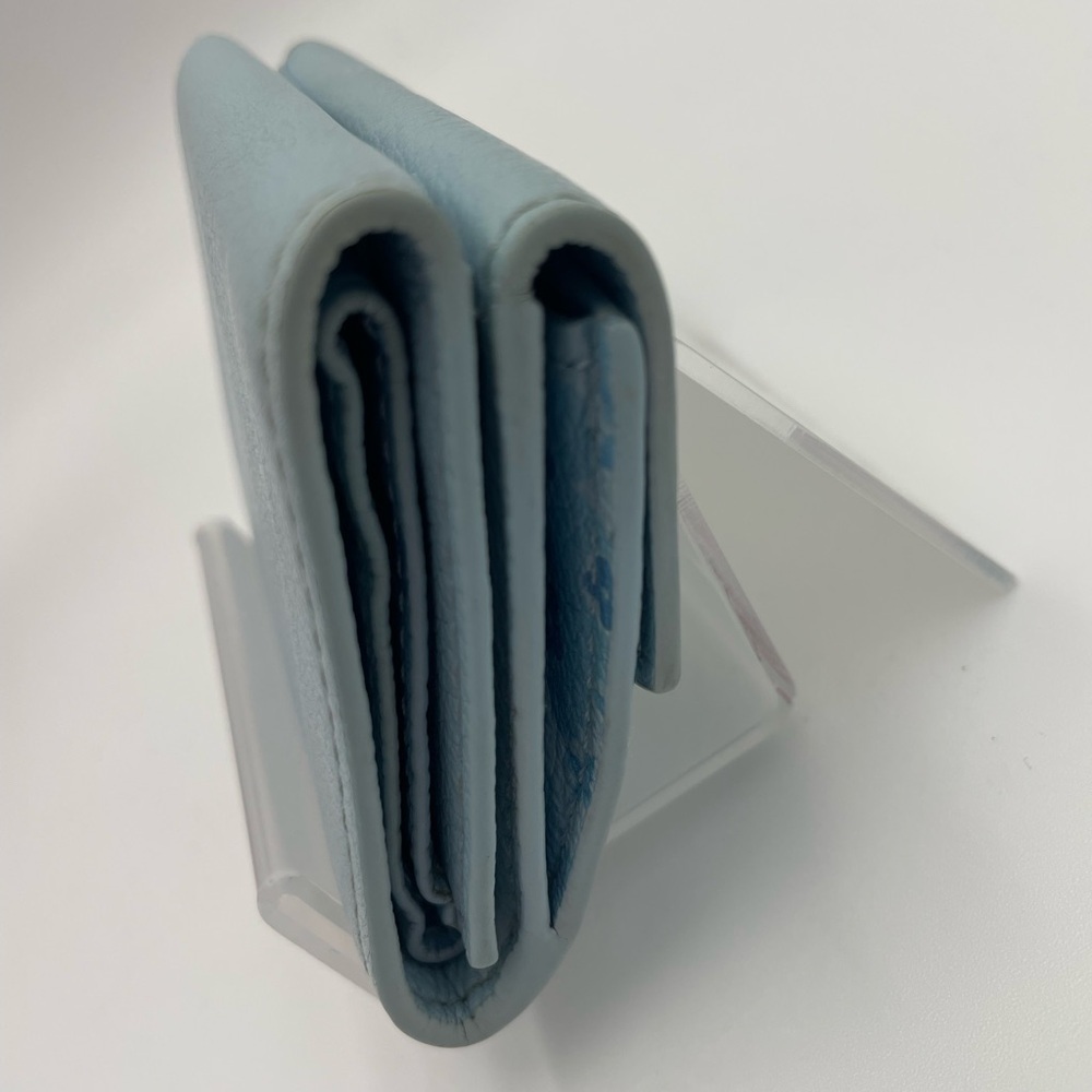 Louis Vuitton rare lock Light mini Blue Wallet - Picture 7 of 16